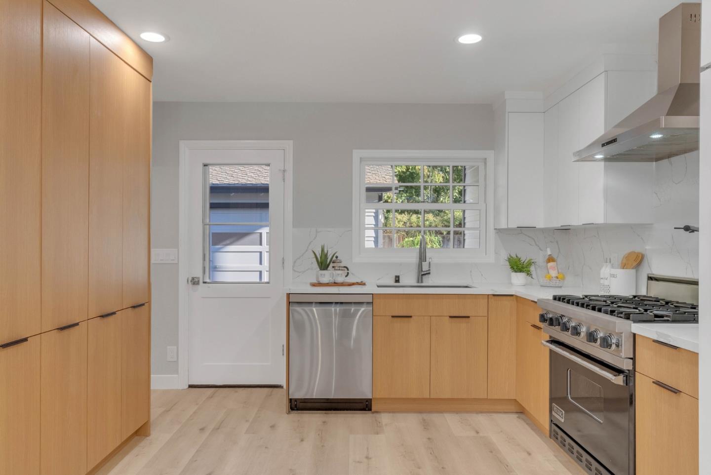 1158 Fremont Street