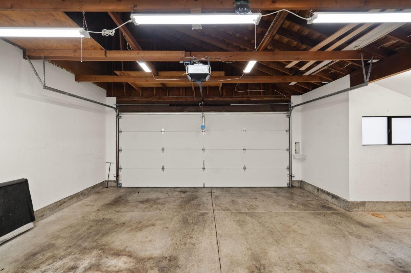 1093 Cumberland Place