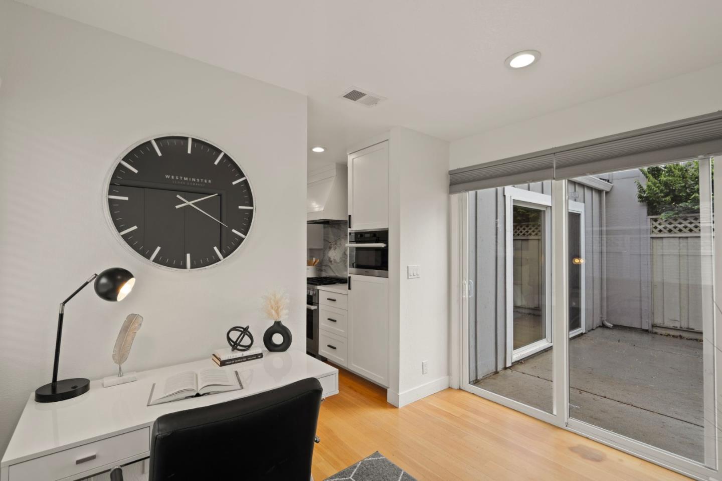 1093 Cumberland Place
