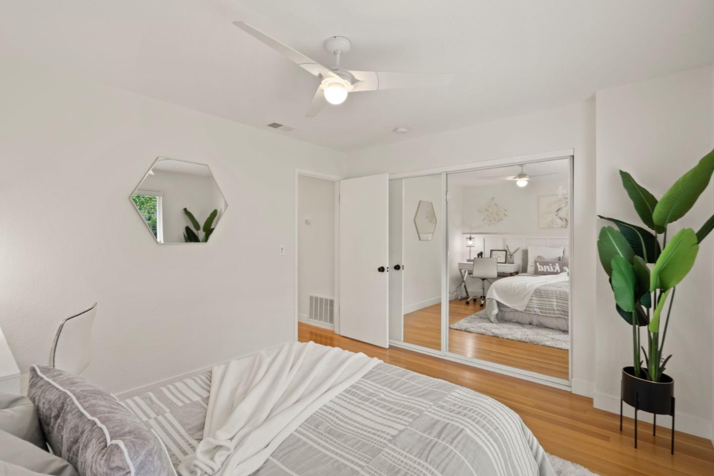 1093 Cumberland Place
