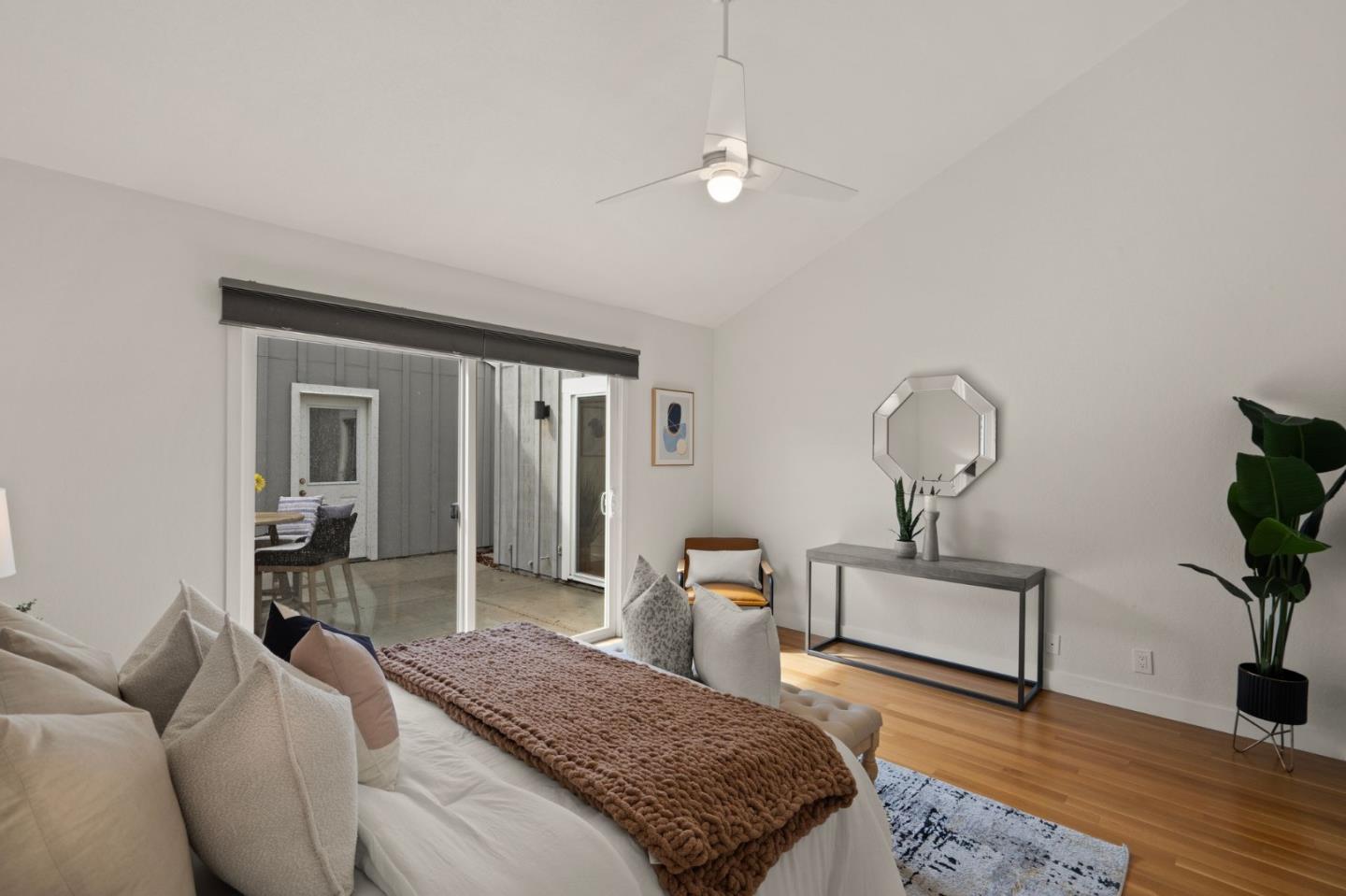 1093 Cumberland Place