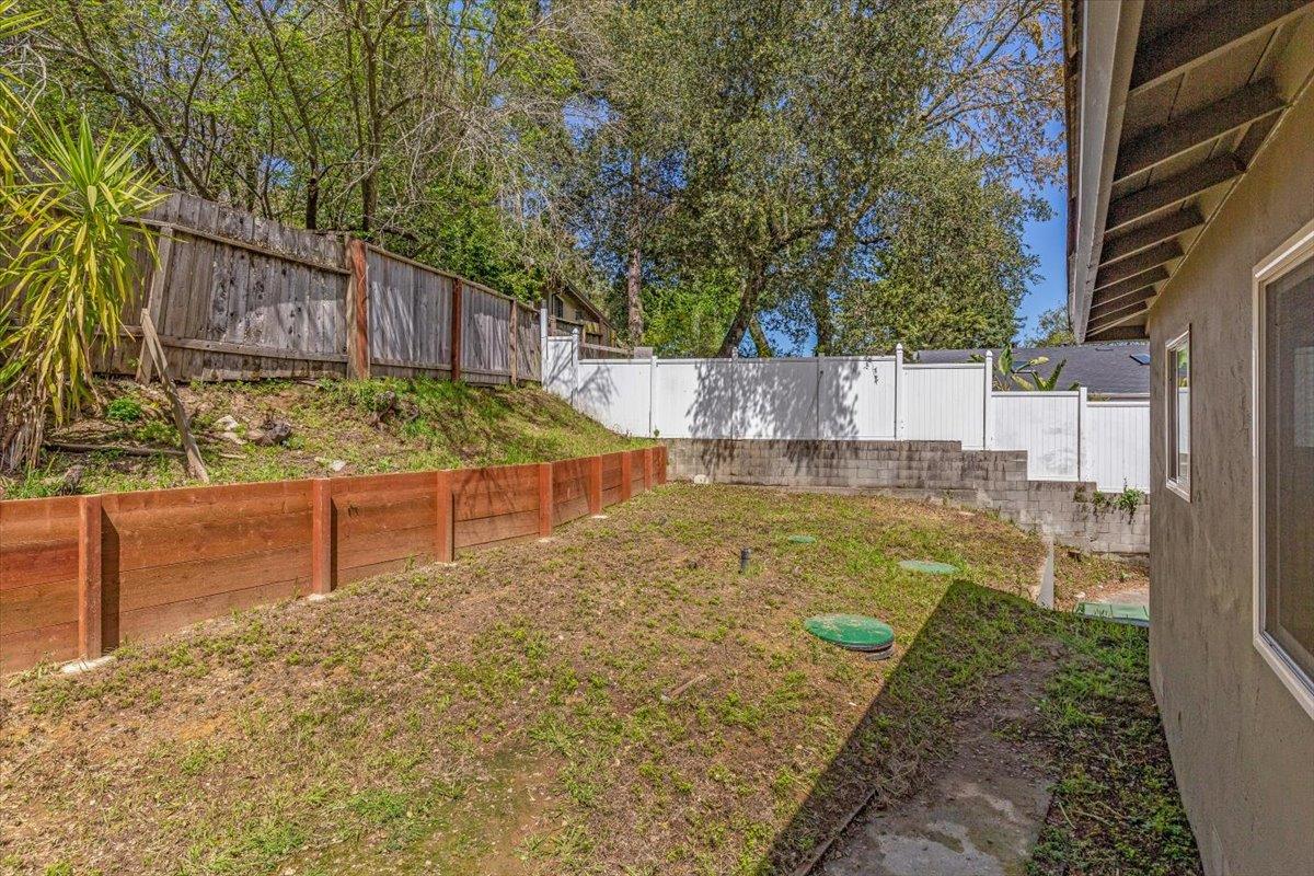 21525 Madrone Drive