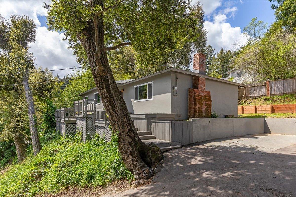 21525 Madrone Drive