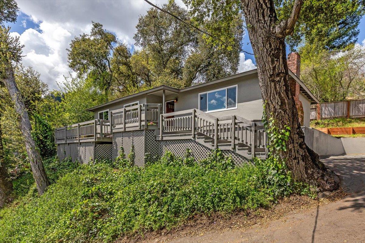 21525 Madrone Drive