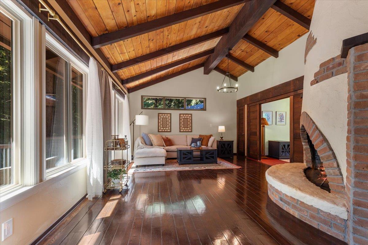 211 Hidden Lane