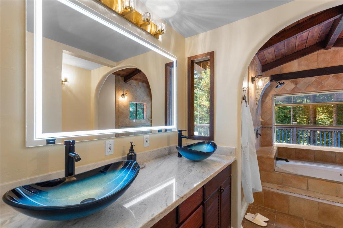 211 Hidden Lane