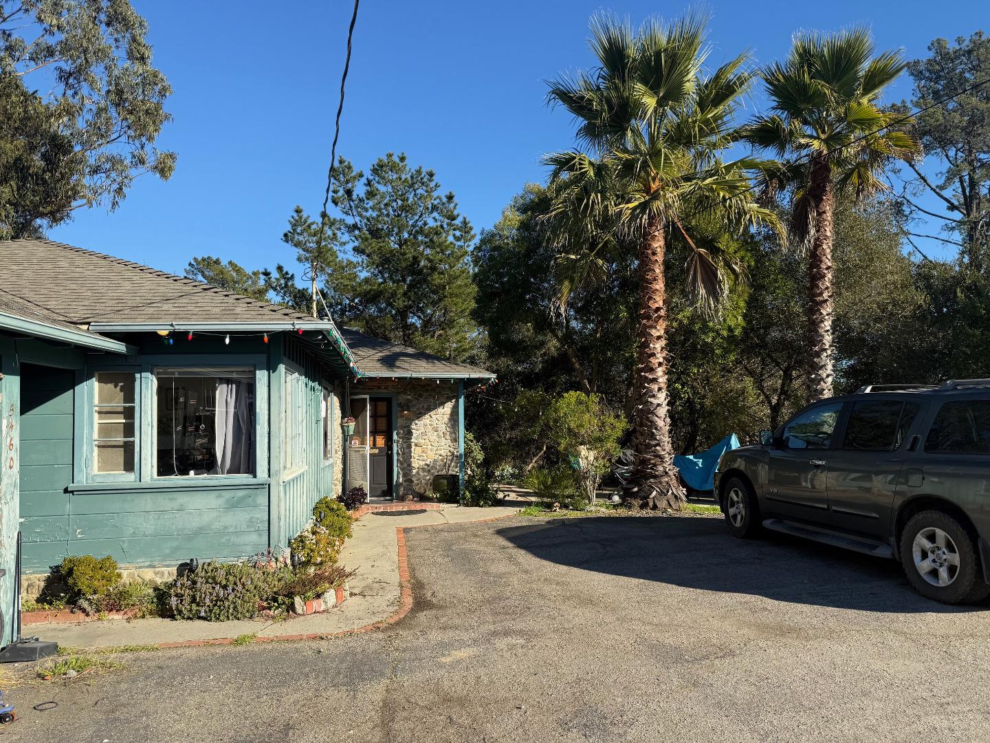 3460 Maplethorpe Lane