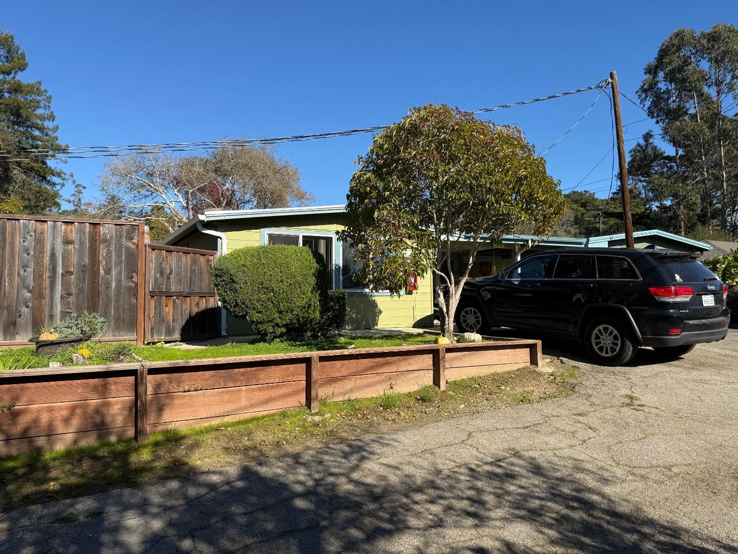 3460 Maplethorpe Lane