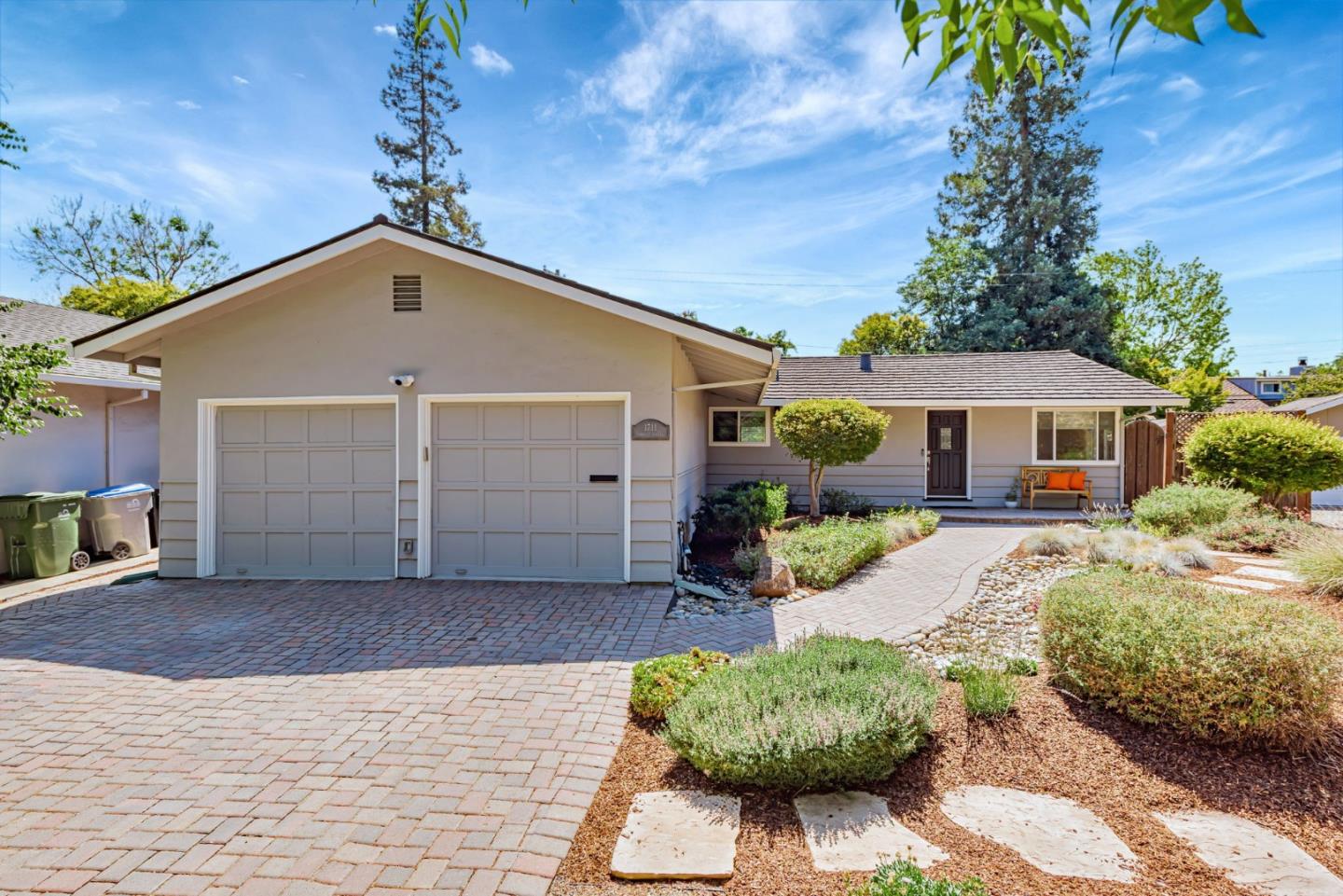 1711 Parkside Avenue