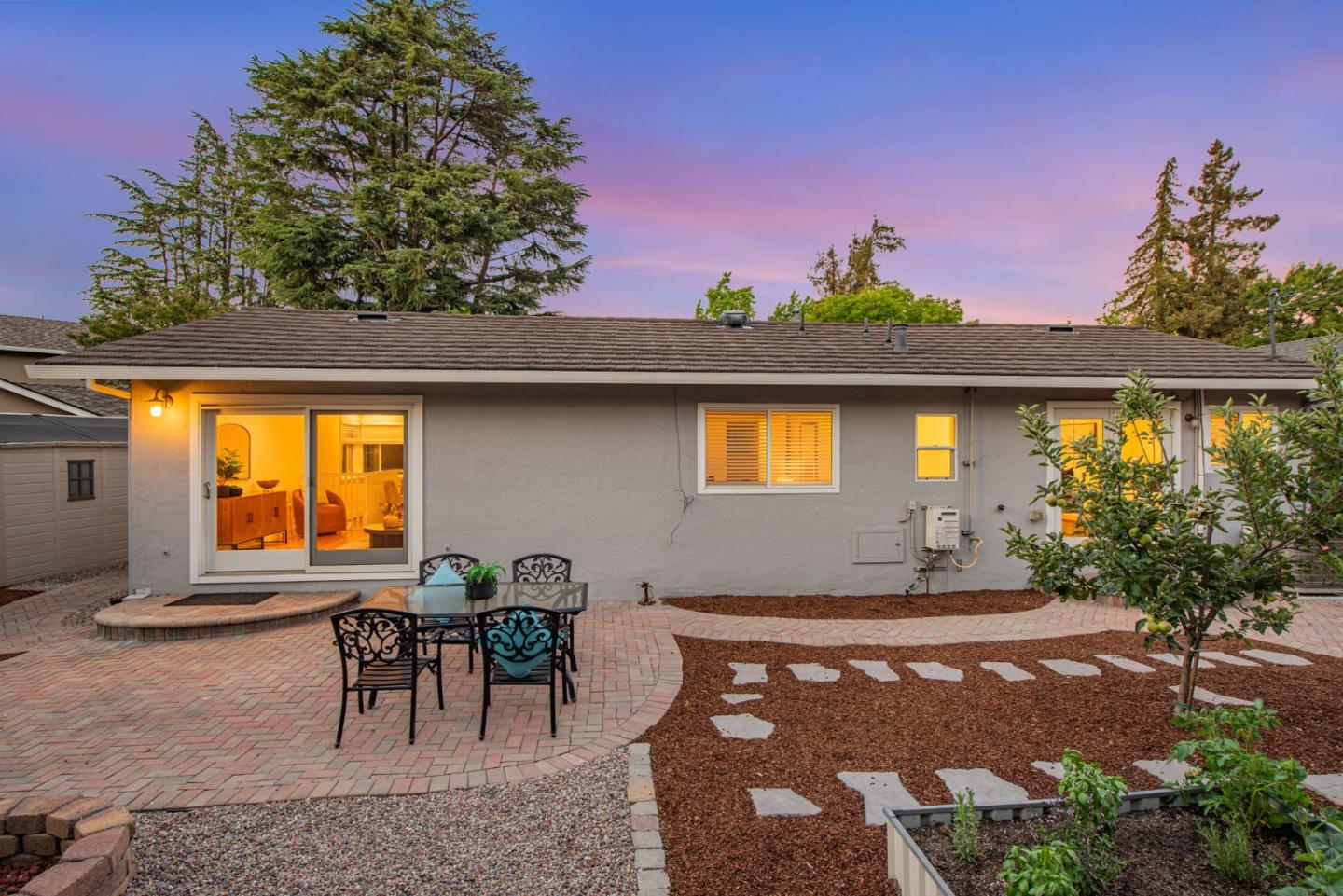 1711 Parkside Avenue