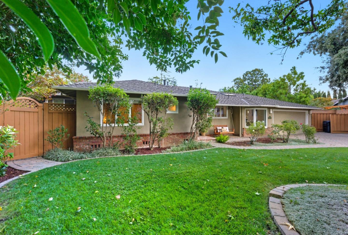 1660 Elmhurst Drive