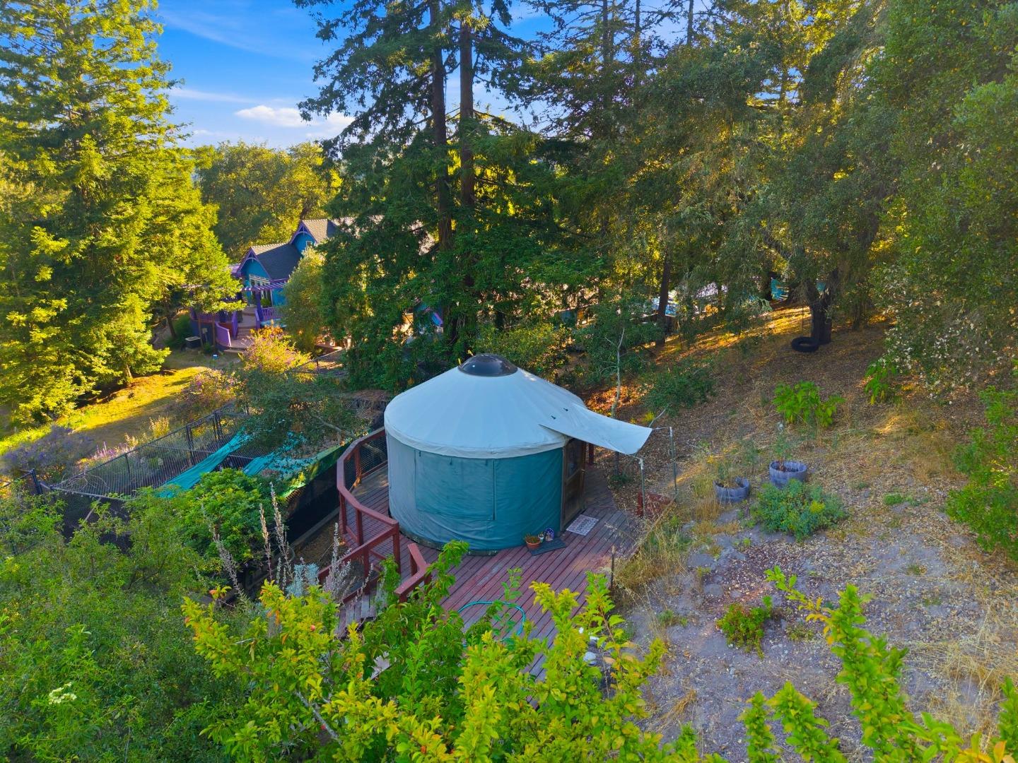 359 Canham RD