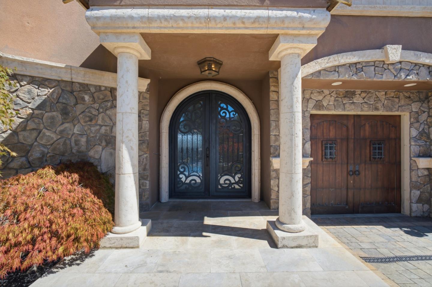 95 Southdown CT