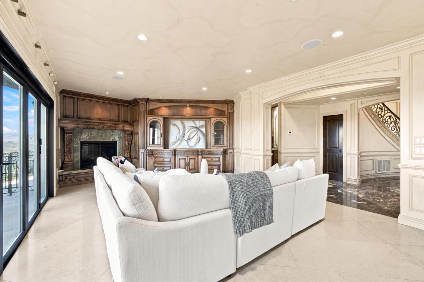 95 Southdown CT