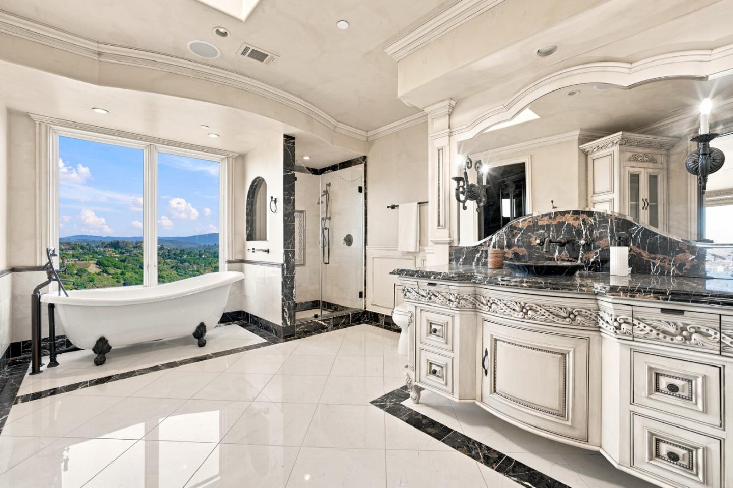 95 Southdown CT