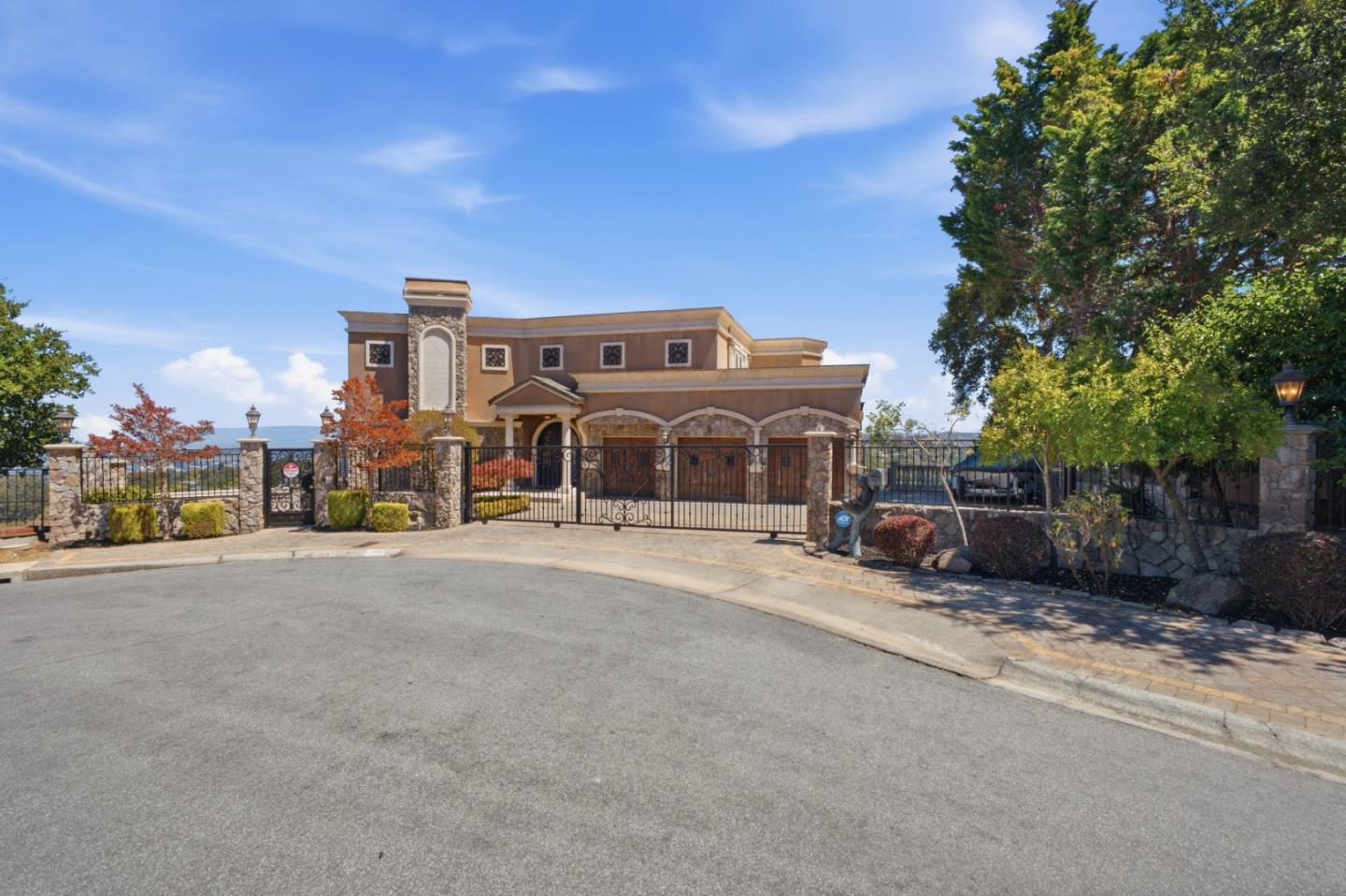 95 Southdown CT