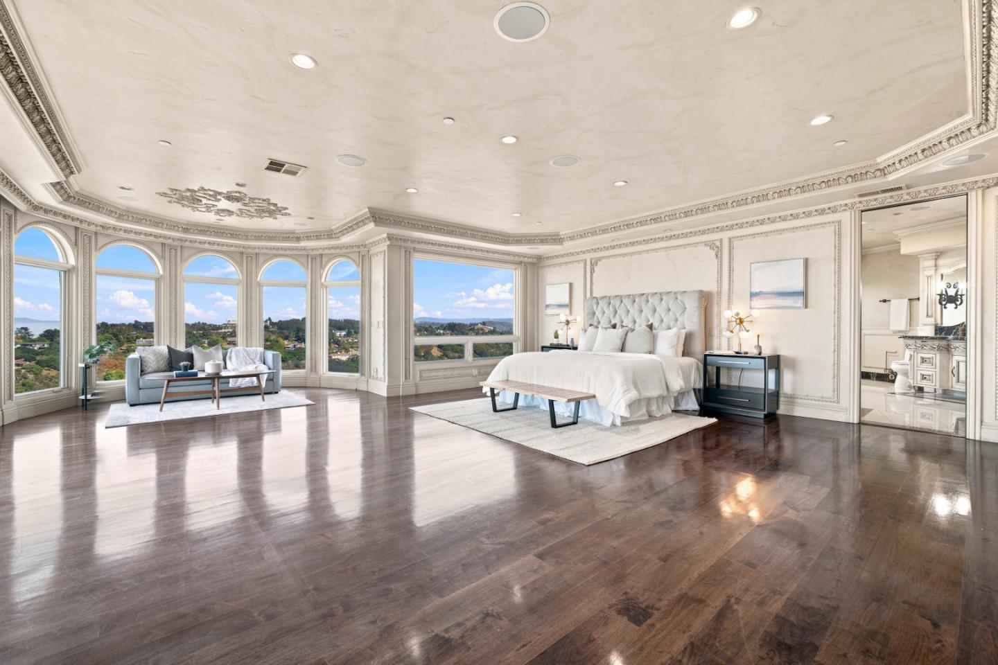 95 Southdown CT