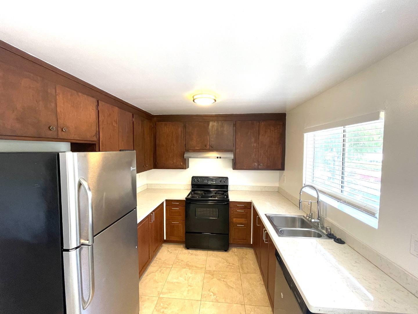 166 Michael DR