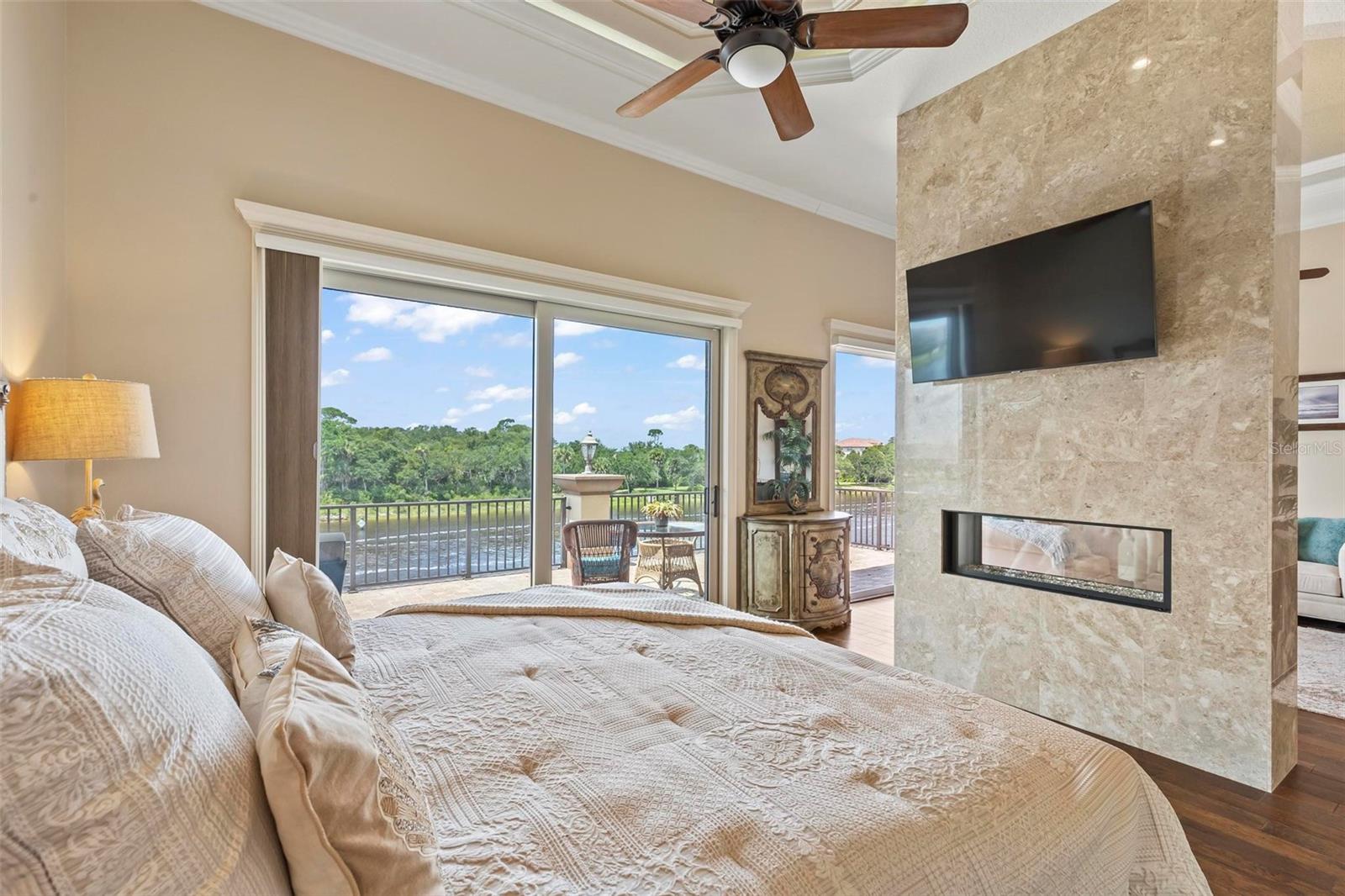 246 YACHT HARBOR DRIVE