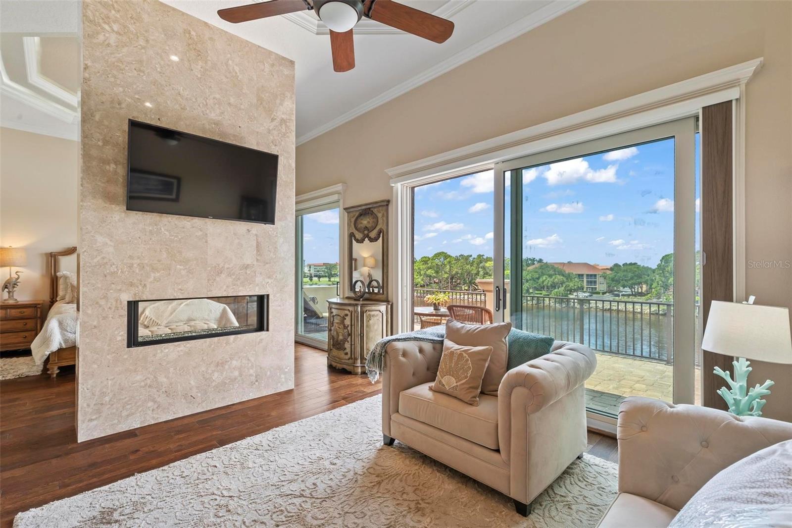 246 YACHT HARBOR DRIVE