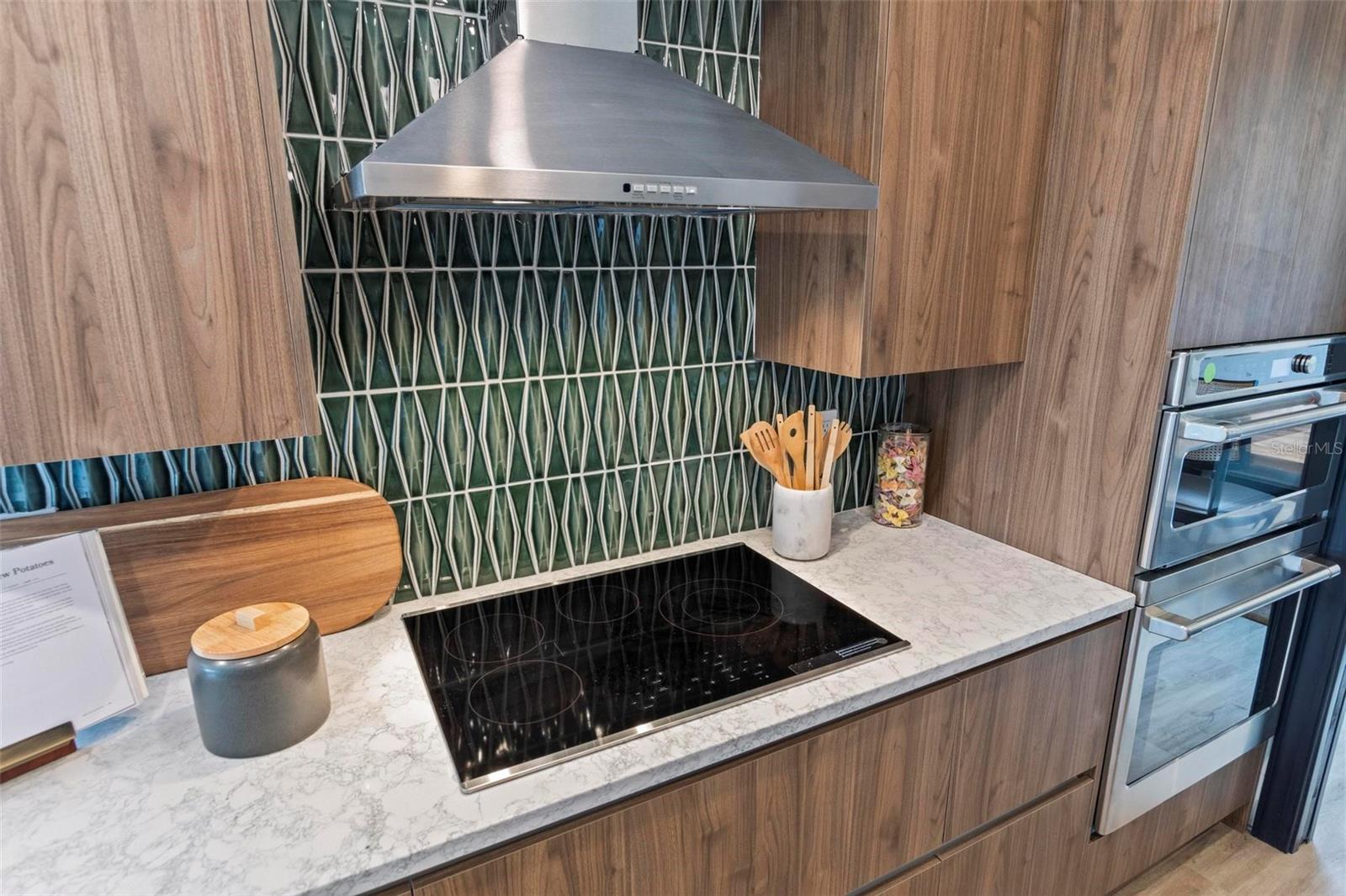 425 RIVERFRONT Unit: 104