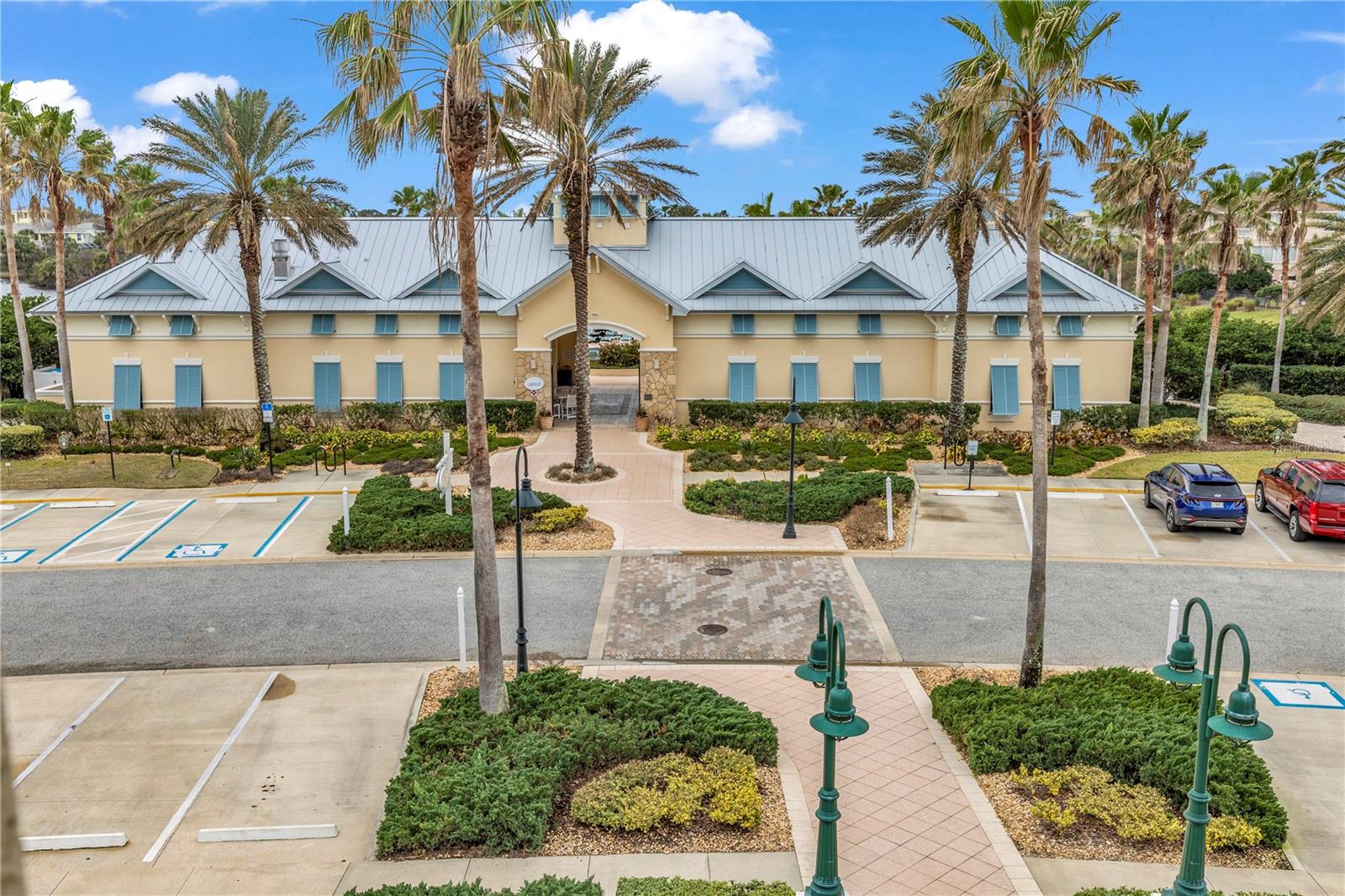 200 CINNAMON BEACH WAY #122
