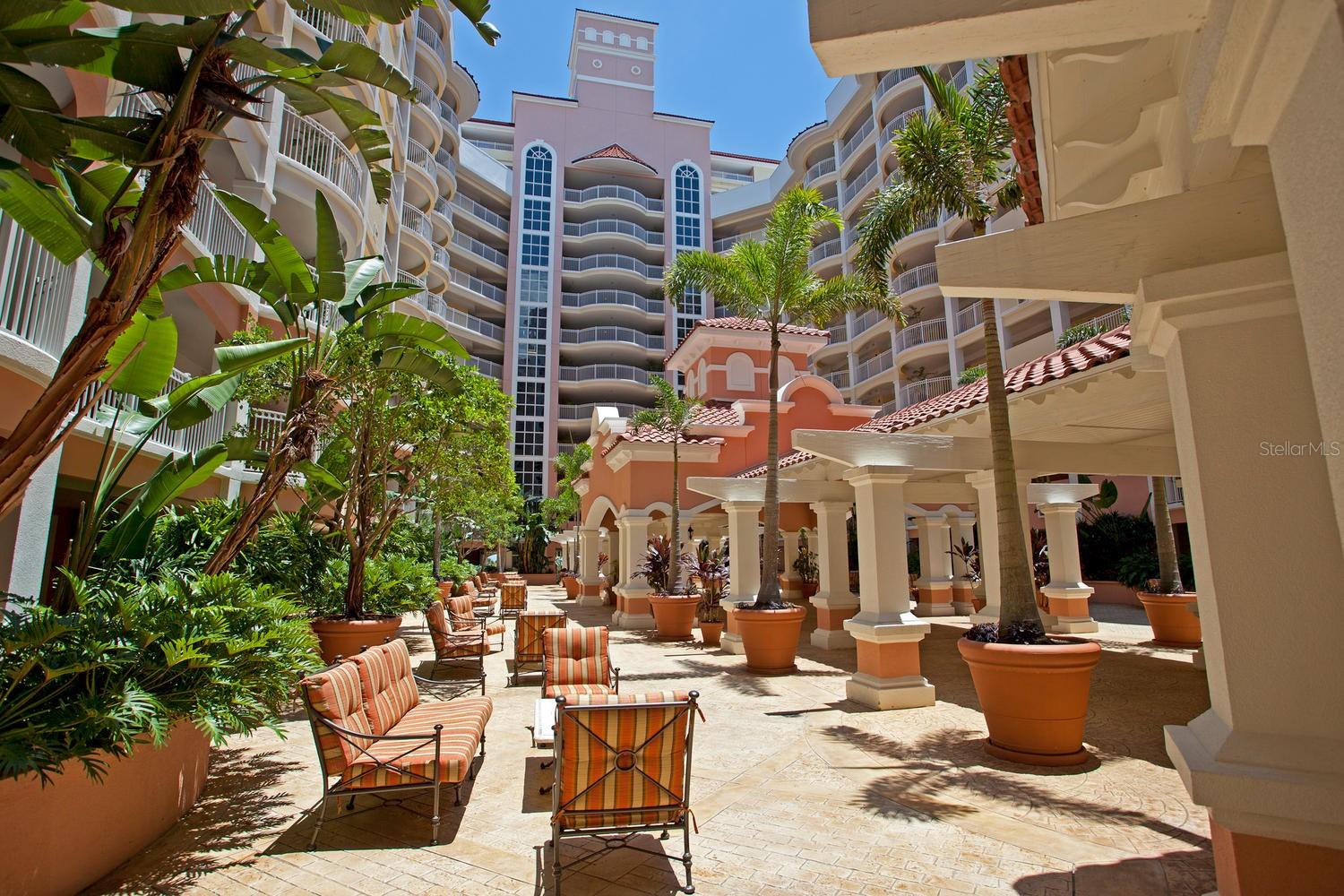 200 OCEAN CREST DR #515