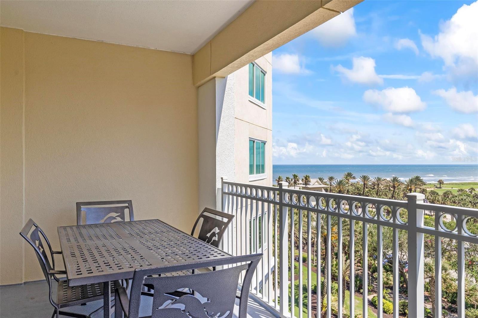 200 OCEAN CREST DR #515