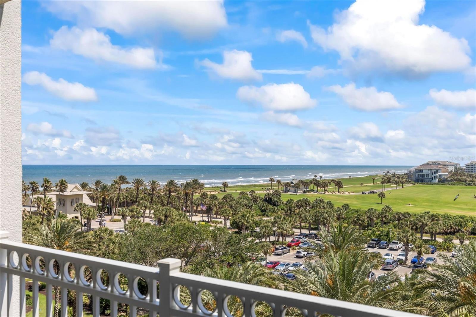 200 OCEAN CREST DR #515