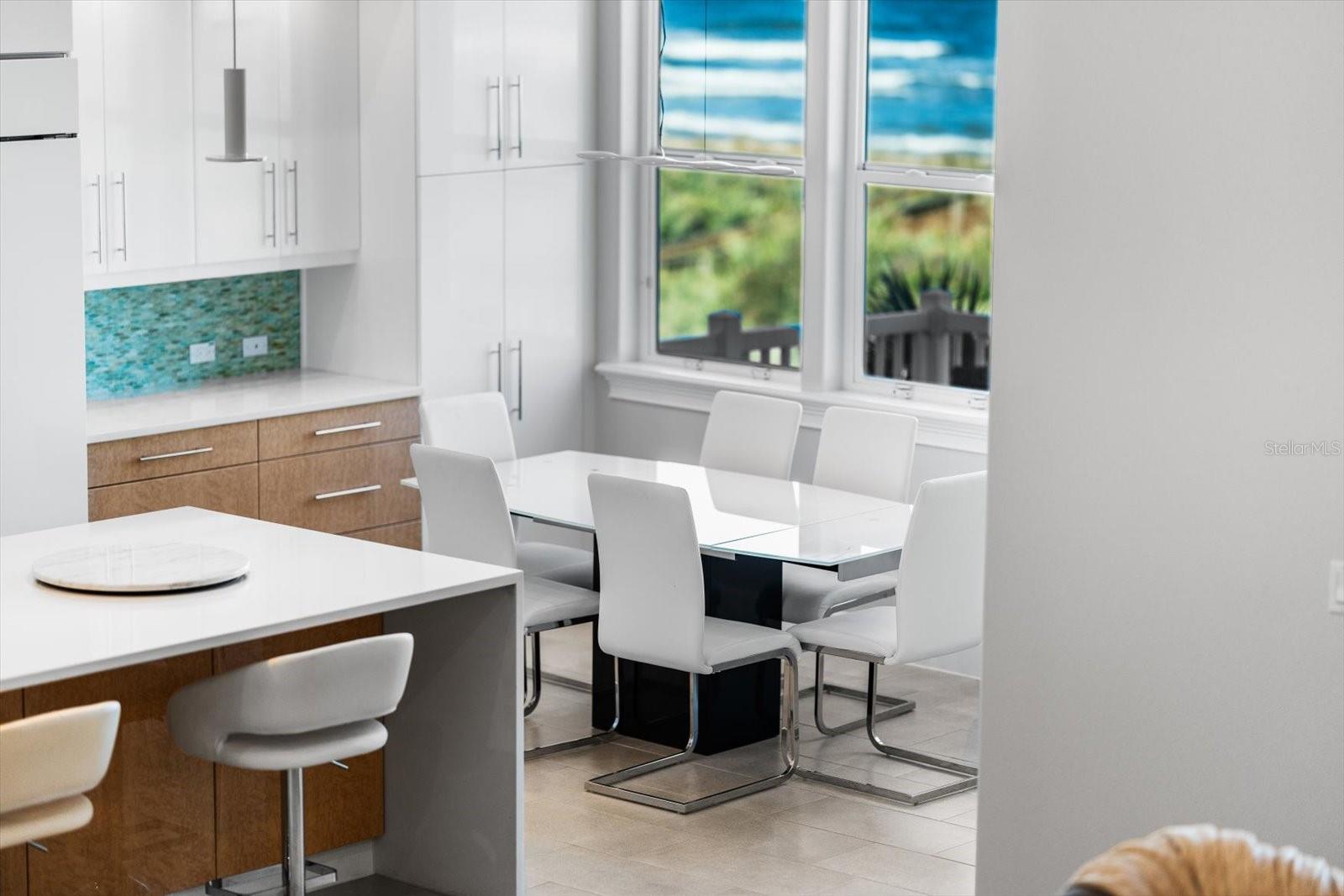 512 CINNAMON BEACH LN