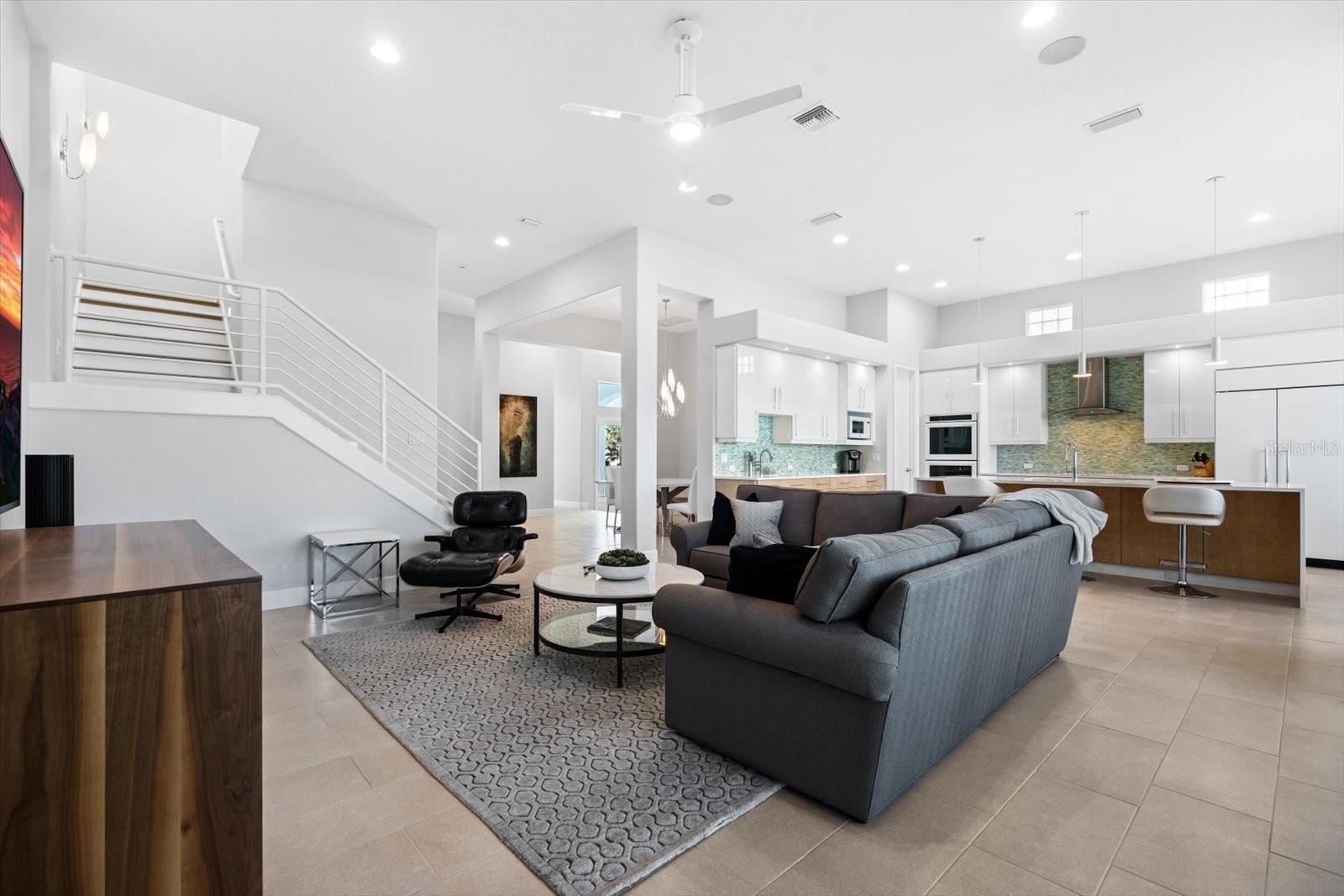 512 CINNAMON BEACH LN