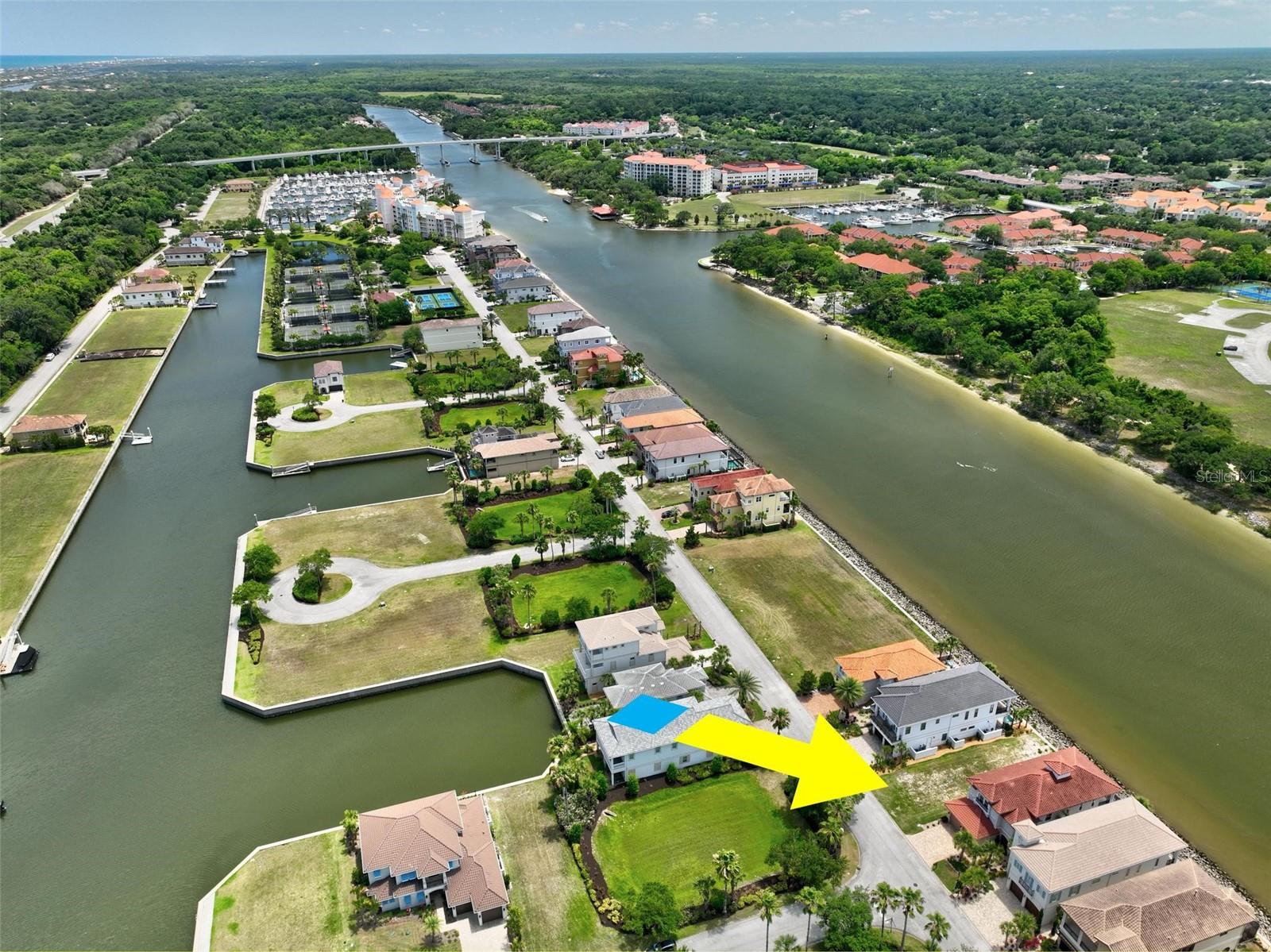 288 YACHT HARBOR DR