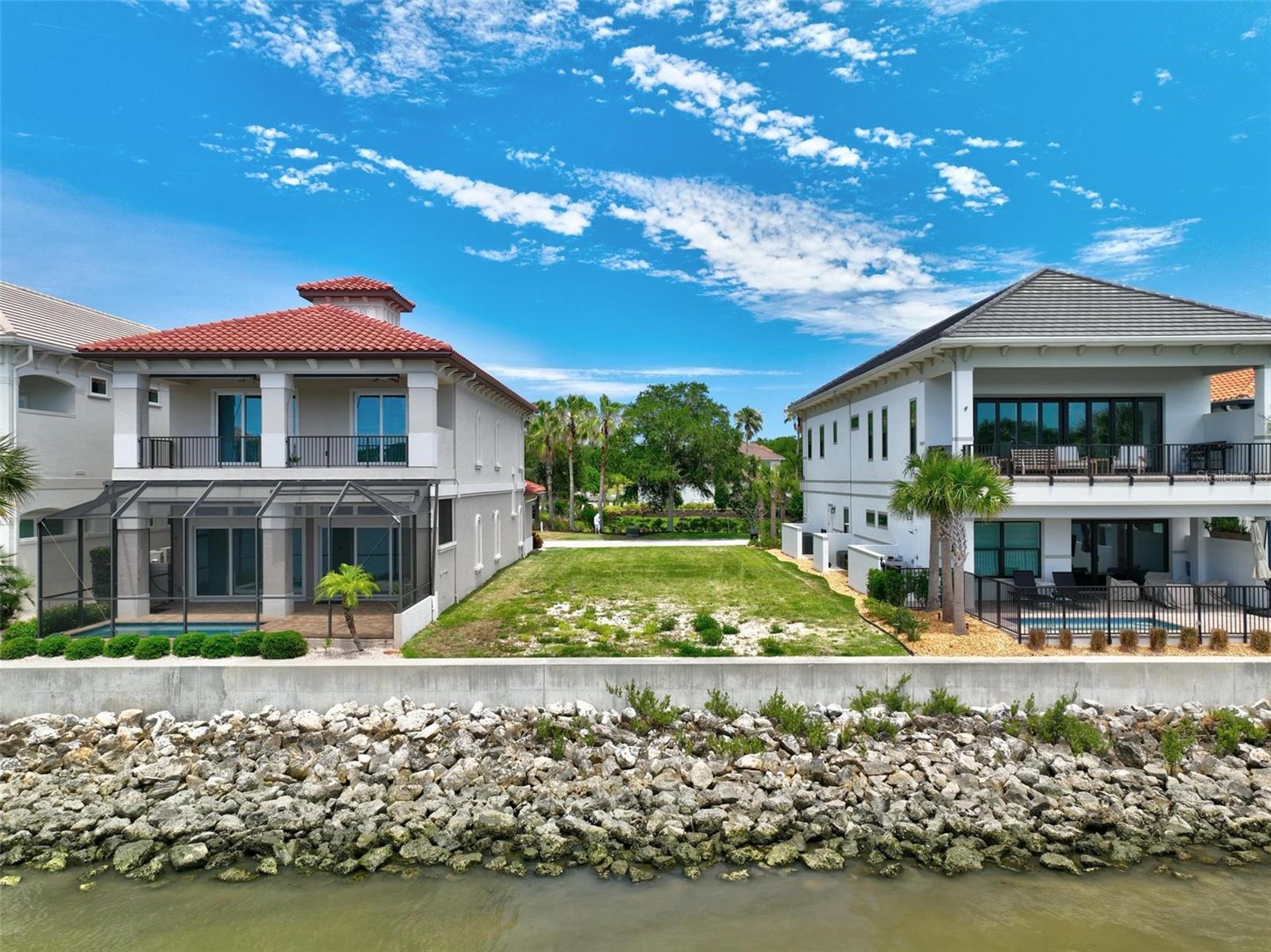 288 YACHT HARBOR DR