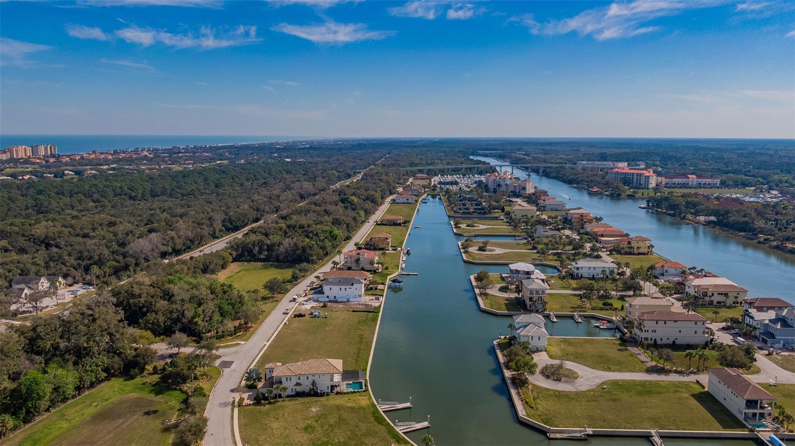 308 HARBOR VILLAGE PT N