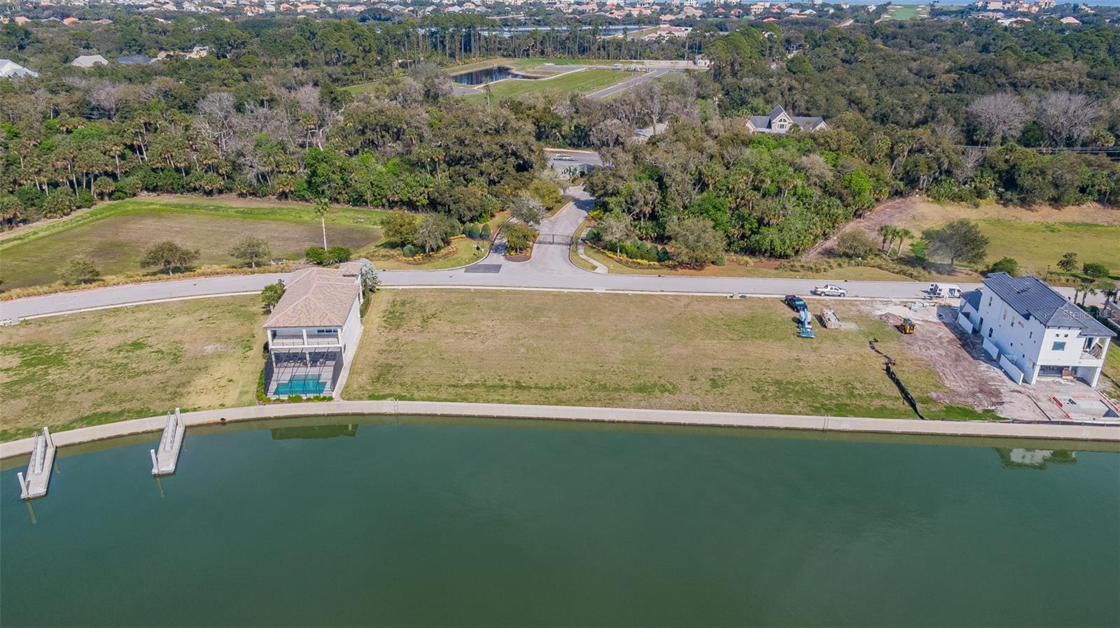 308 HARBOR VILLAGE PT N