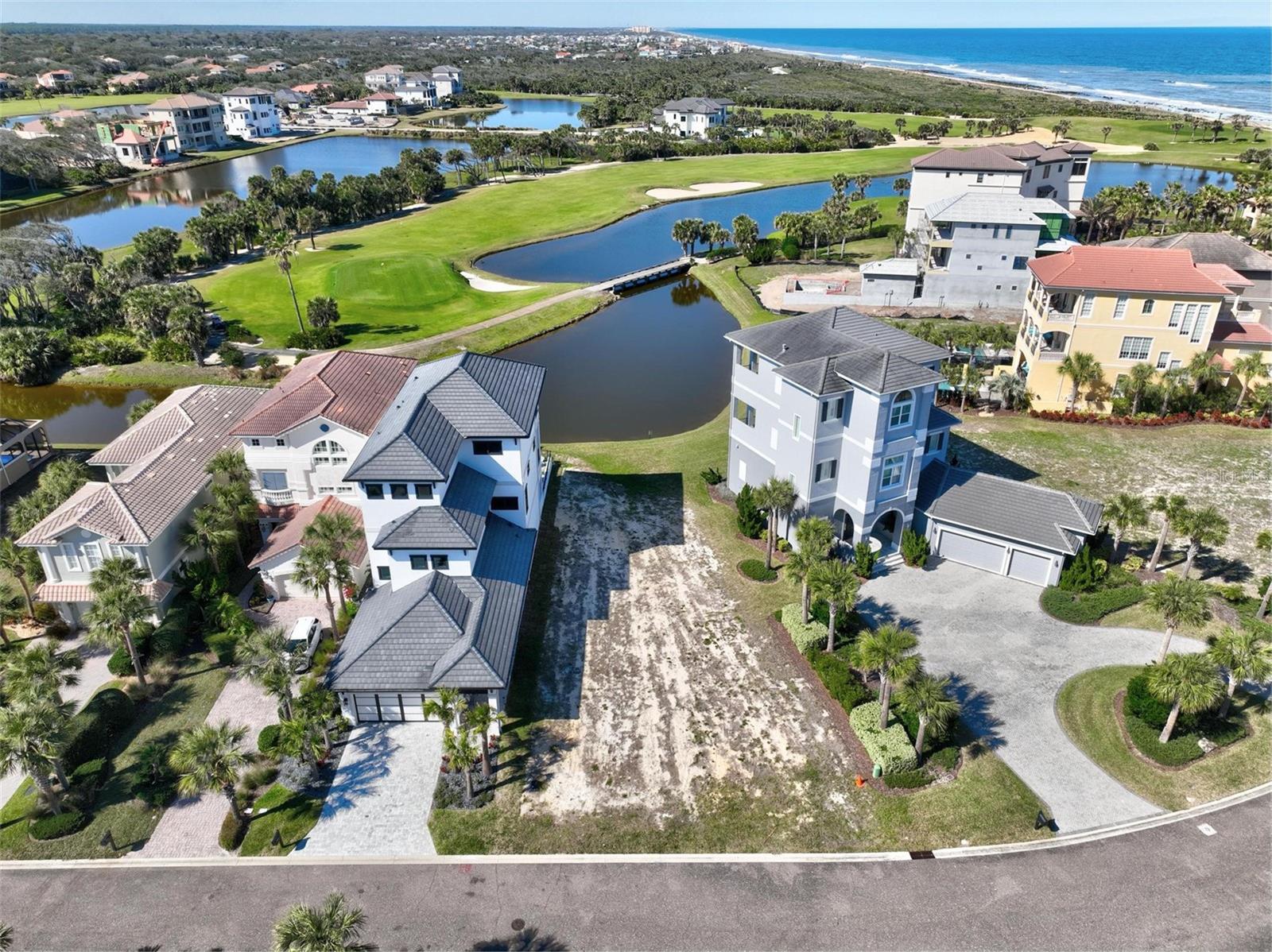26 NORTHSHORE AVE