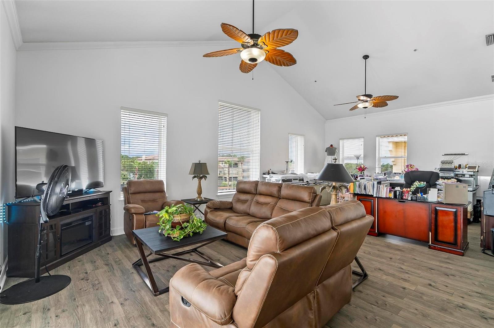 300 BELLA HARBOR CT #113