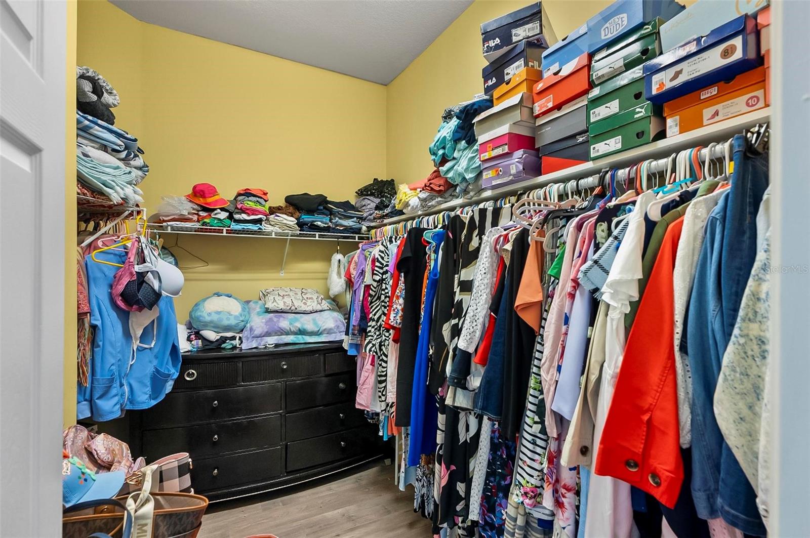 300 BELLA HARBOR CT #113