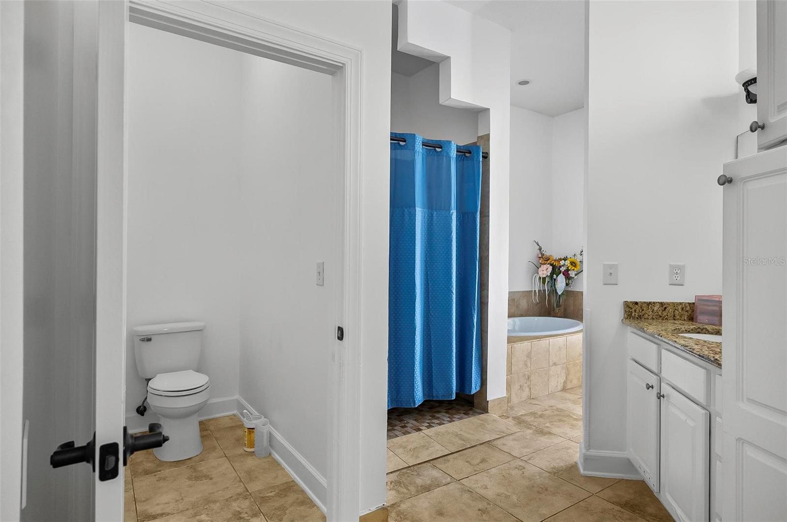 300 BELLA HARBOR CT #113