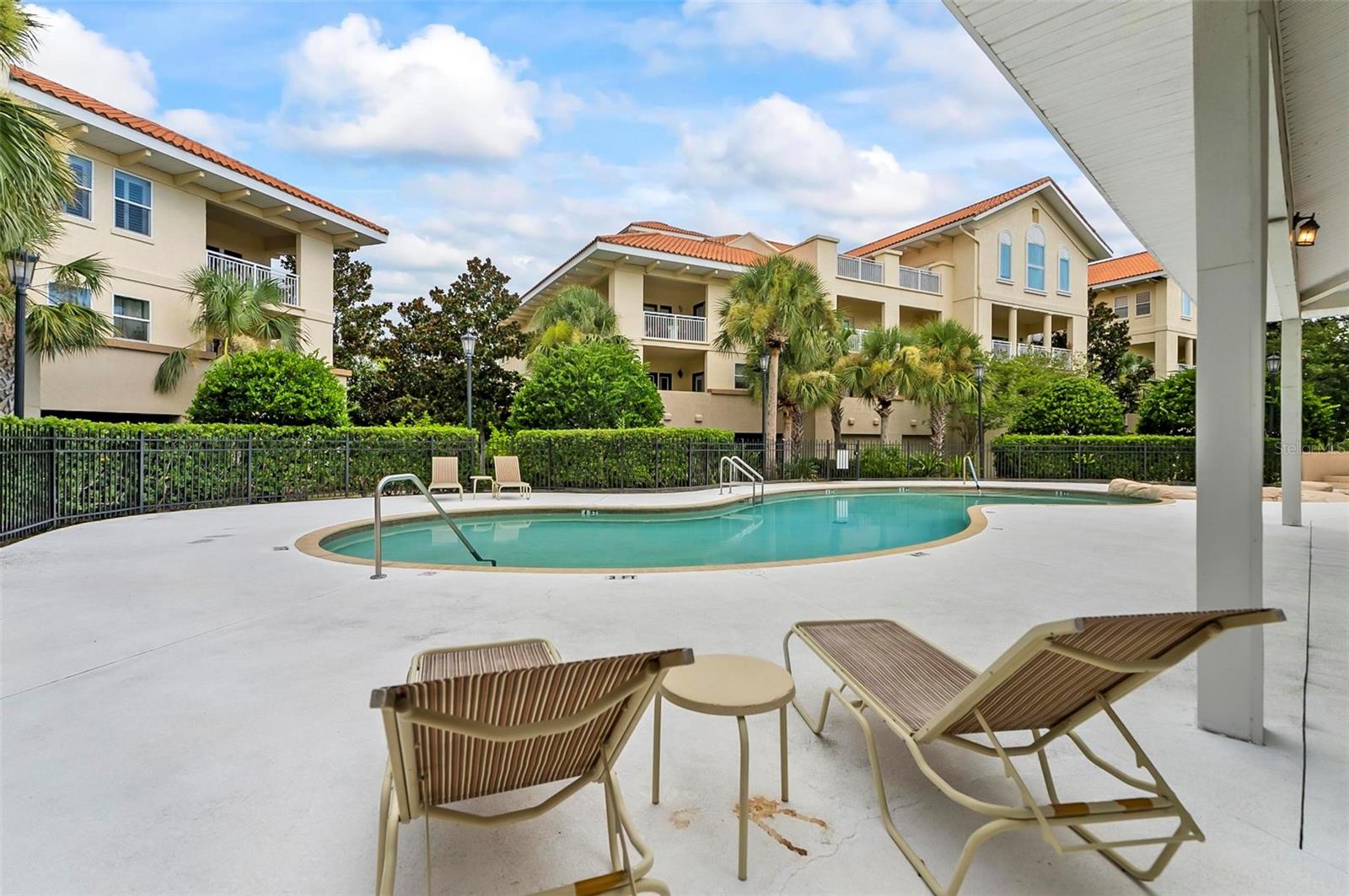 300 BELLA HARBOR CT #113