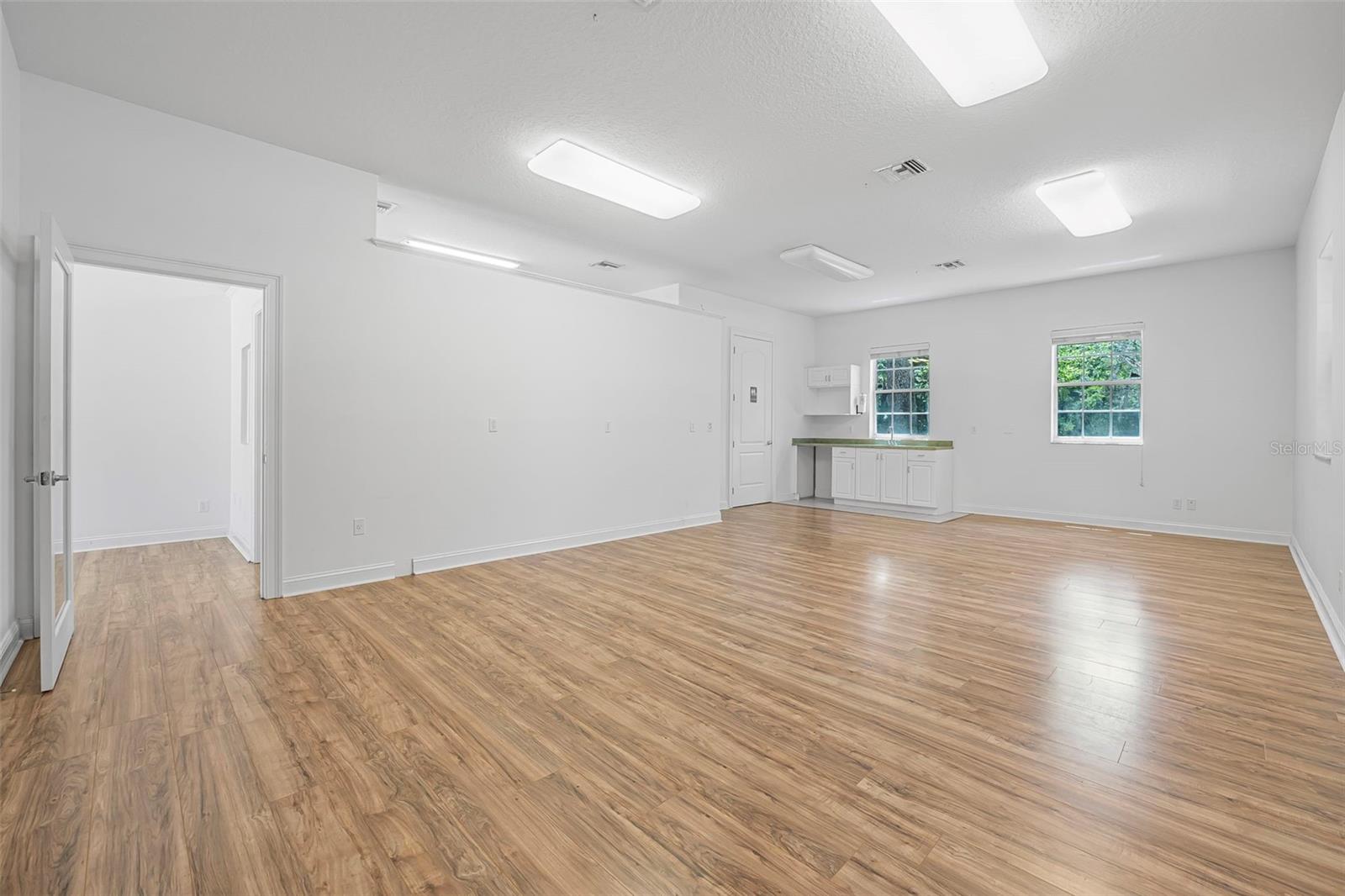 2 ARMAND BEACH DR #1B