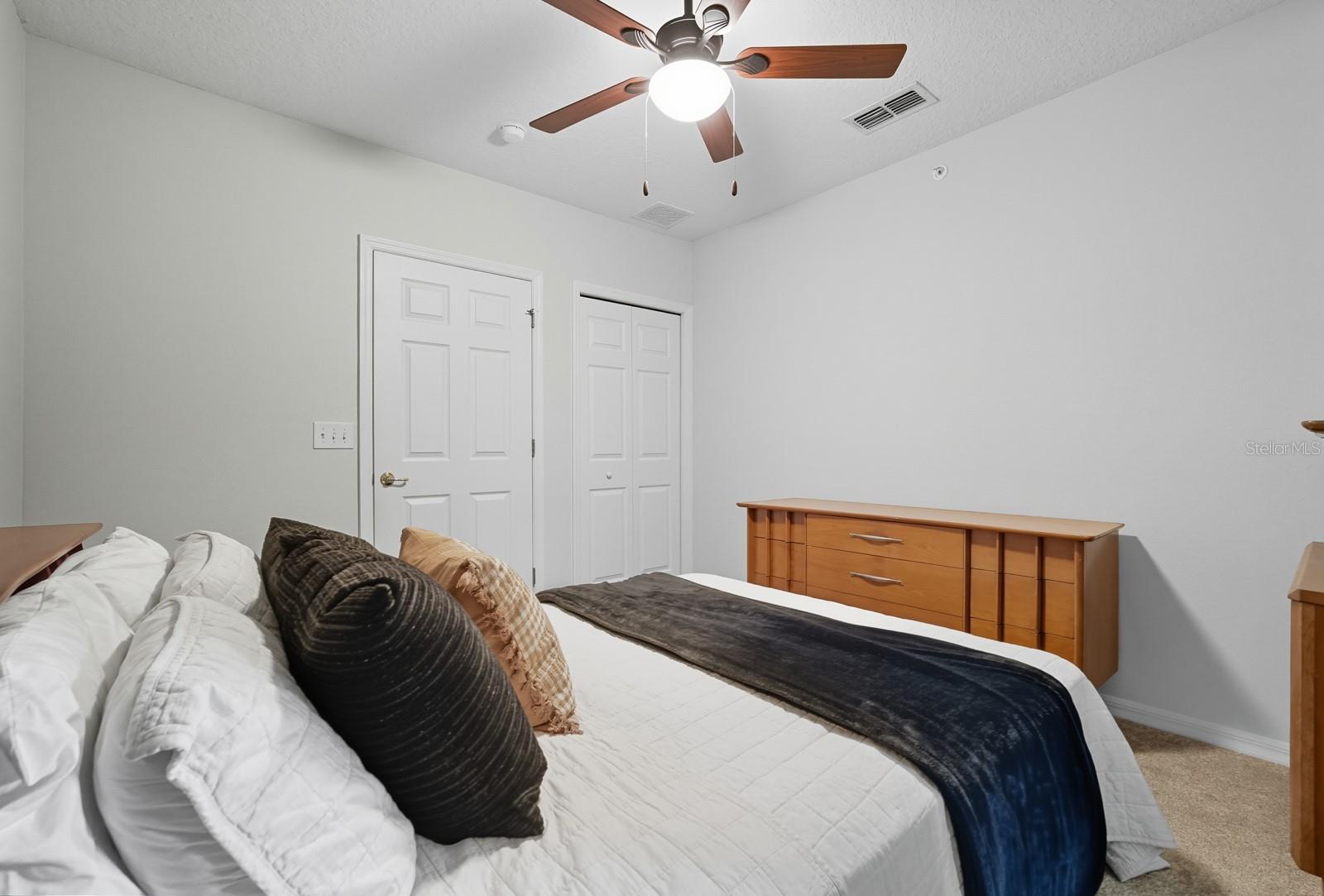 1200 CANOPY WALK LN #1212