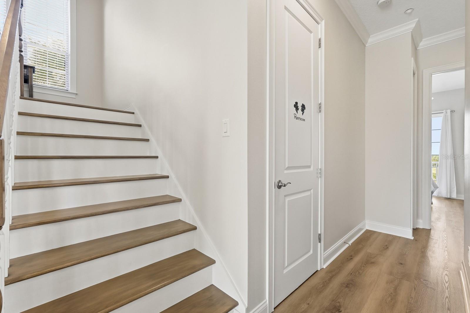 29 NORTHSHORE AVE
