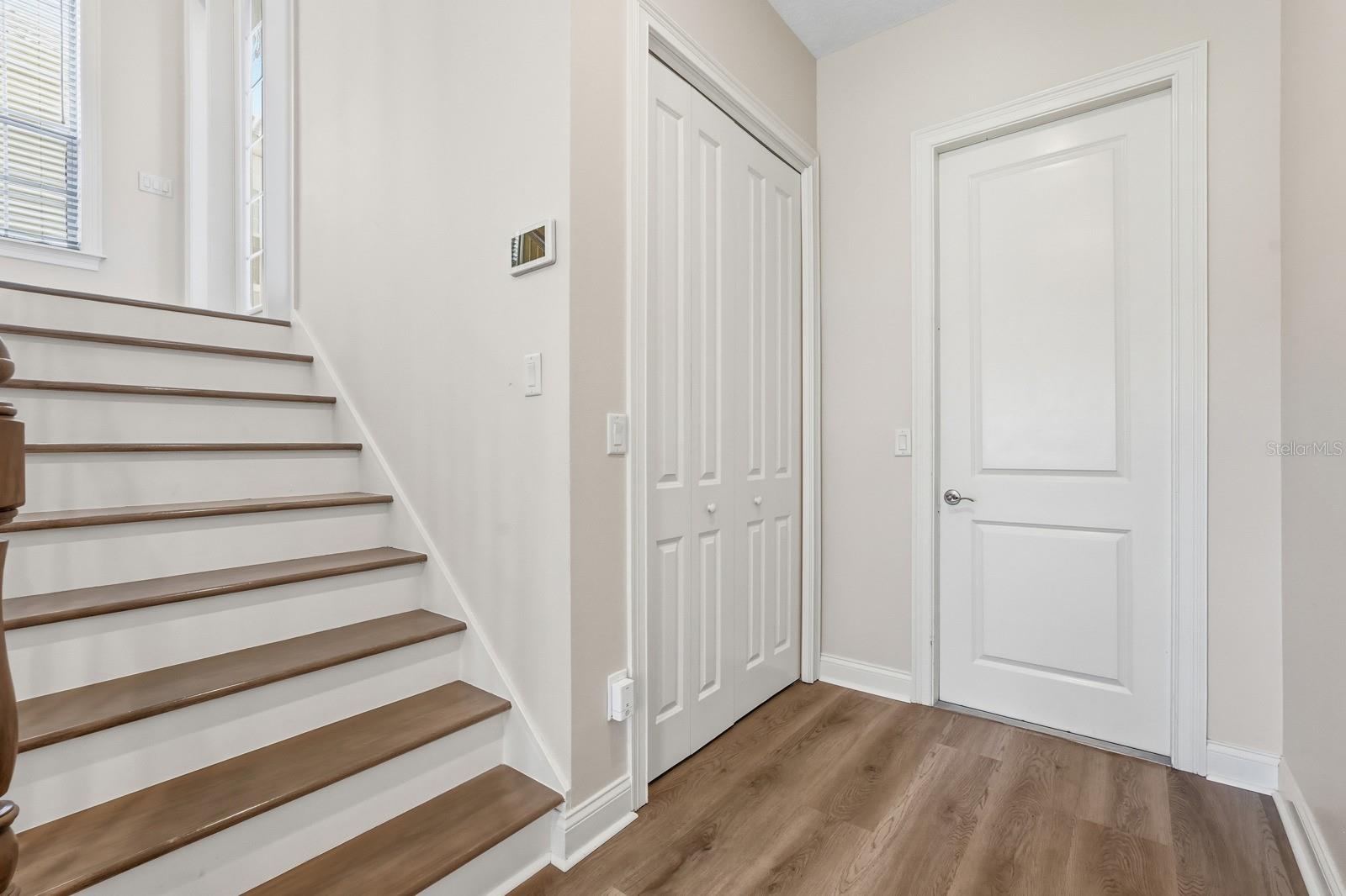 29 NORTHSHORE AVE