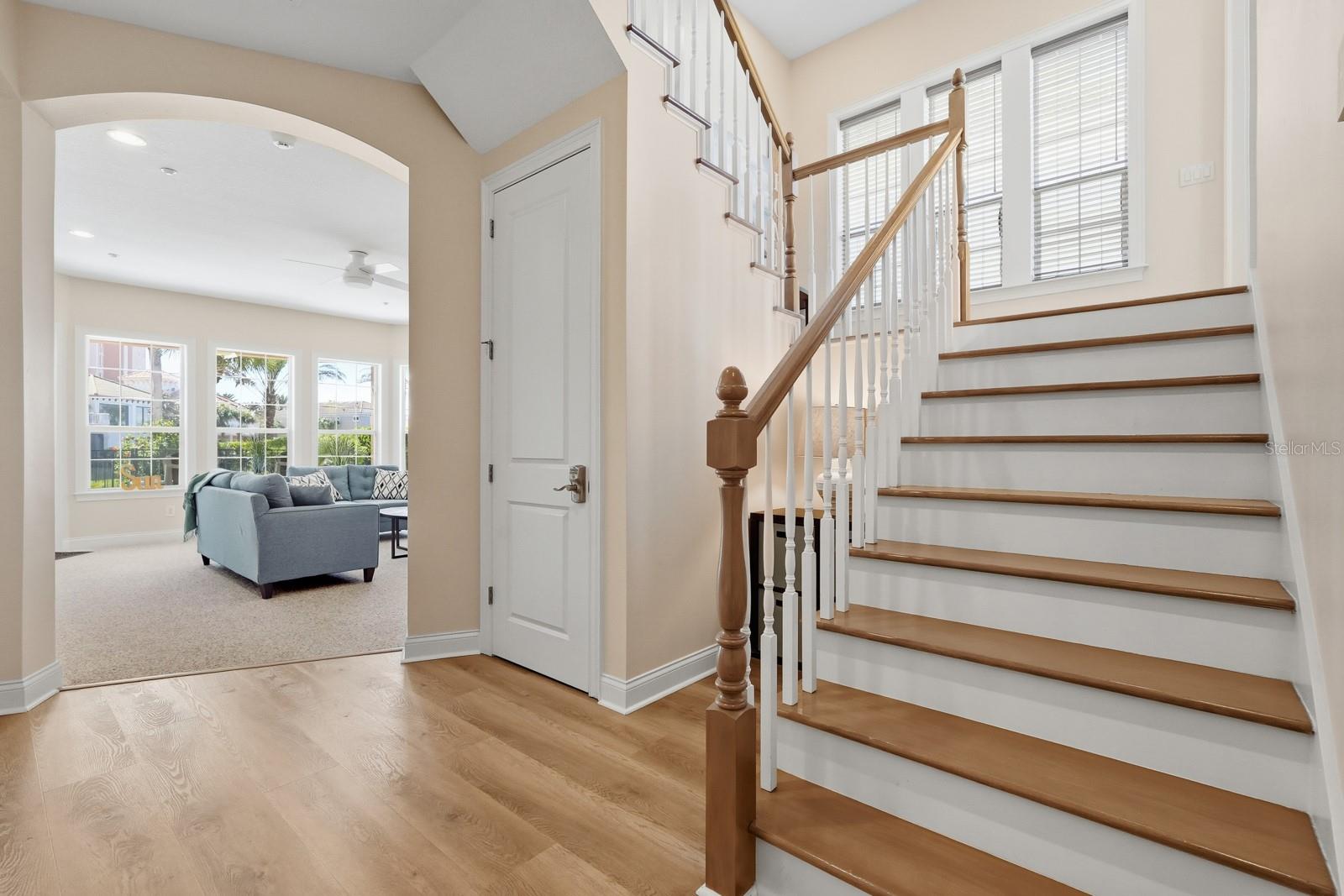 29 NORTHSHORE AVE