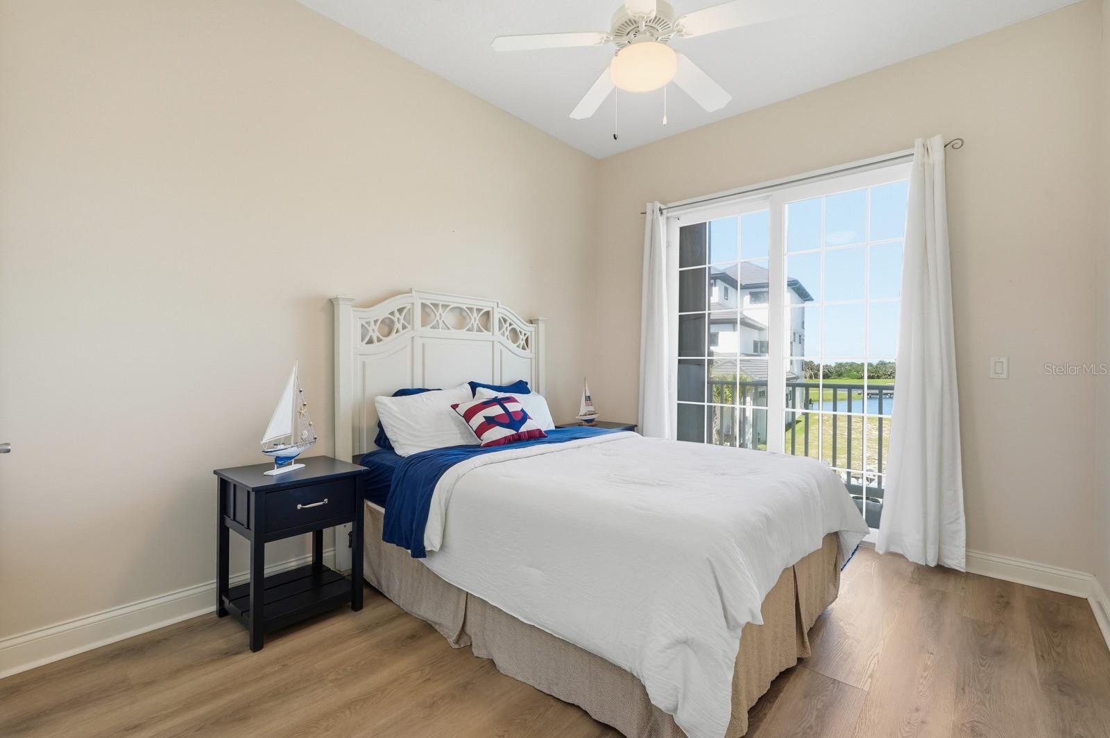 29 NORTHSHORE AVE
