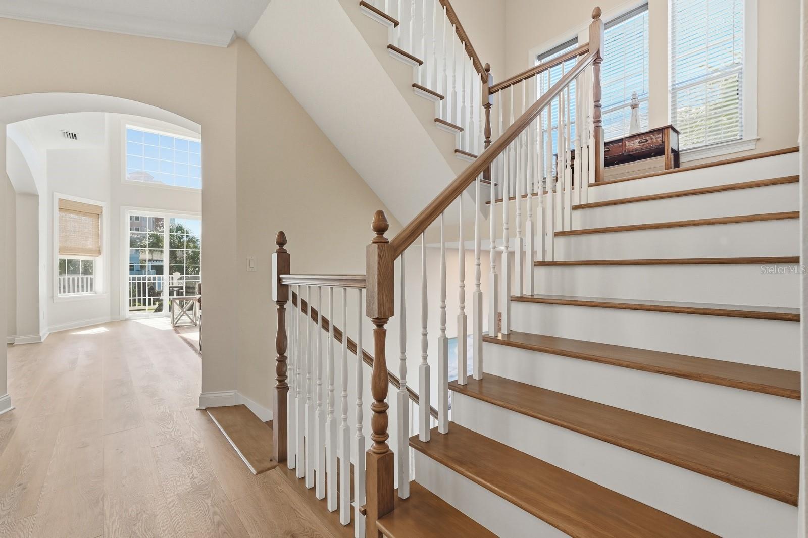 29 NORTHSHORE AVE