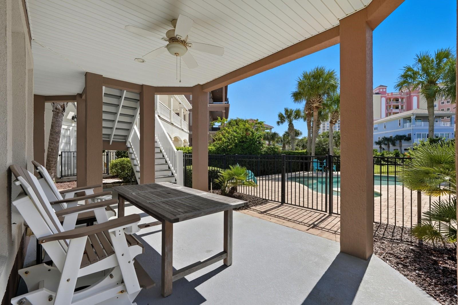 29 NORTHSHORE AVE
