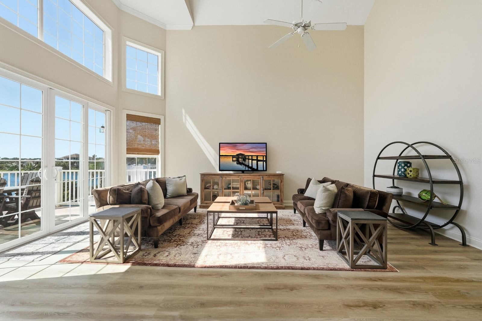 29 NORTHSHORE AVE