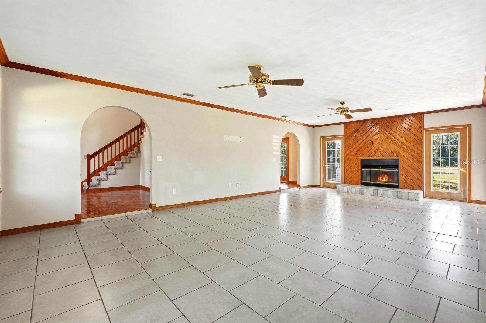 404 OLD HAW CREEK RD